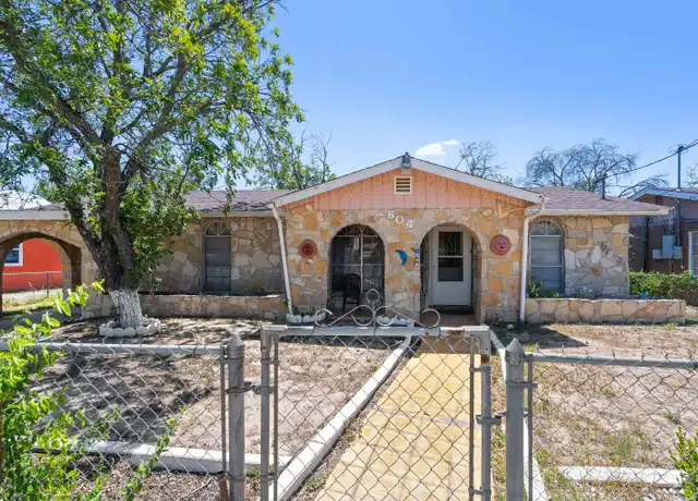 Property at 504 Avenue V, Del Rio, TX, 78840, 3 beds, 2 baths, [object Object]