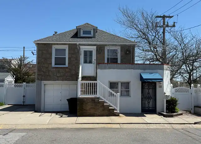 Property at 72 Clayton Ave, East Atlantic Beach, NY, 11561, 2 beds, 1.5 baths, [object Object]