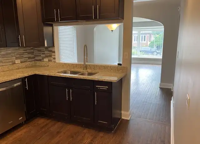 Property at 10330 S Green St, Chicago, IL, 60643, 4 beds, 2 baths, [object Object]