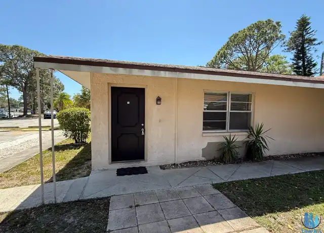 Property at 221 NW Jefferson Cir N Unit JEFFERSON221-16, St. Petersburg, FL, 33702, 2 beds, 1 bath, [object Object]