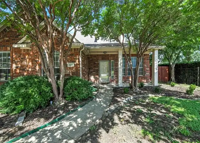 Property at 3929 Iris Ct, McKinney, TX, 75070, 4 beds, 2.5 baths, [object Object]