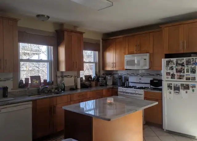 Property at 51 Chester Ave Unit 2, Waltham, MA, 02453, 5 beds, 2 baths, [object Object]
