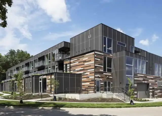Property at 627 Orchard Ct #319, Iowa City, IA, 52246, 0 beds, 1 bath, [object Object]