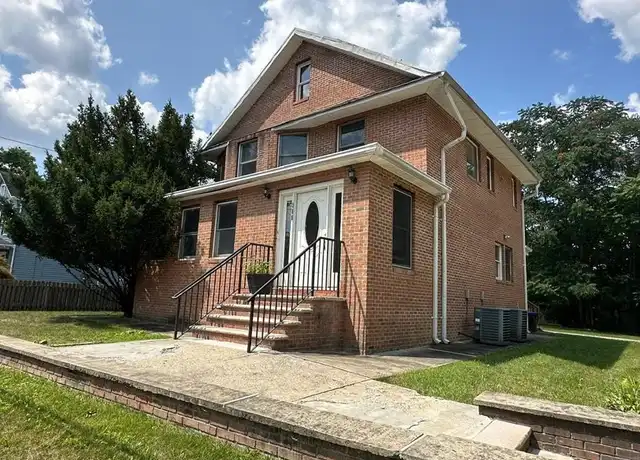 Property at 385 Godwin Ave Unit 1, Wyckoff, NJ, 07481, 2 beds, 1 bath, [object Object]