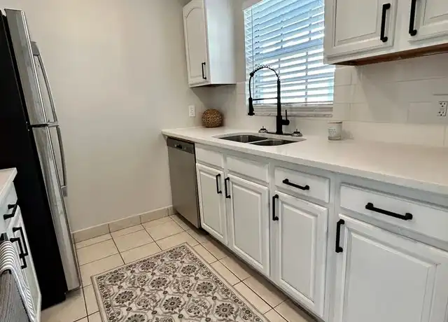 Property at 1316 E Fort King St Unit 1316-2, Ocala, FL, 34471, 2 beds, 1 bath, [object Object]