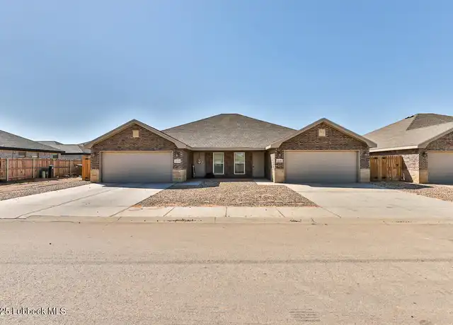 Property at 1213 N Chicago Ave Unit B, Lubbock, TX, 79416, 3 beds, 2 baths, [object Object]