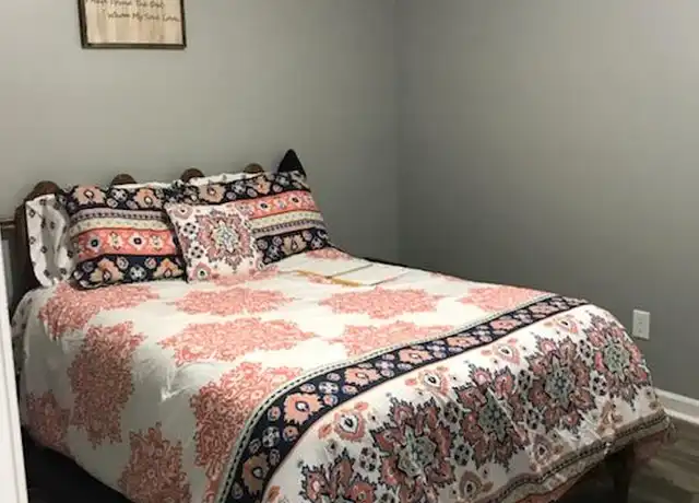 Property at 98 S Burns St Unit 5, Alamo, TN, 38001, 2 beds, 1 bath, [object Object]
