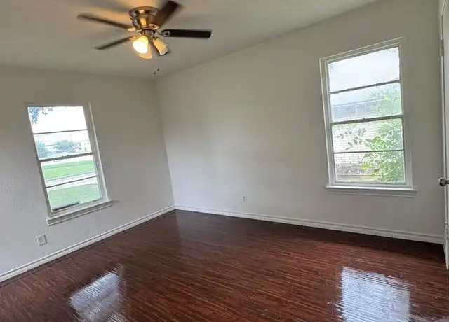 Property at 2309 Meadow Ln, Mesquite, TX, 75150, 1 bed, 1 bath, [object Object]