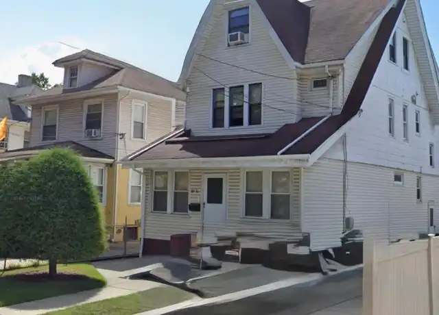Property at 89-30 134th St Unit 2, Jamaica, NY, 11418, 3 beds, 1 bath, [object Object]