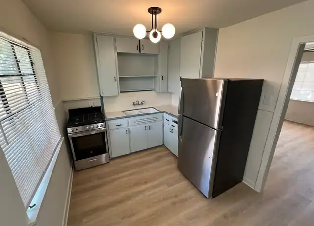 Property at 906 E 46th St Unit B, Austin, TX, 78751, 1 bed, 1 bath, [object Object]