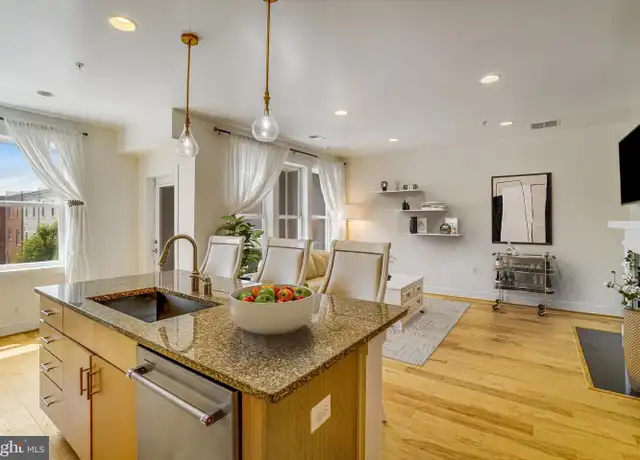 Property at 2110 Potomac Ave #102, Alexandria, VA, 22301, 3 beds, 2.5 baths, [object Object]