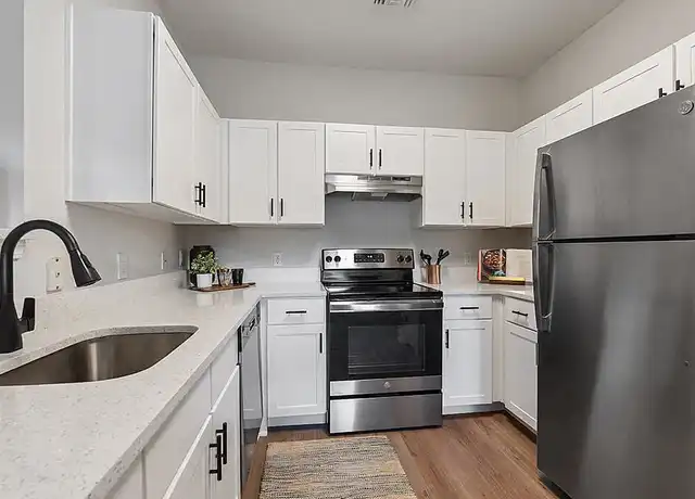 Property at River Pointe at Den Rock Apartments - 333 Winthrop Ave, Lawrence, MA, 01843, 1-2 bed, 1-2 bath, [object Object]