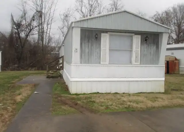 Property at 146 Zackary St, Oak Grove, KY, 42262, 3 beds, 2 baths, [object Object]