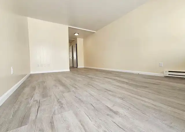 Property at 3845 Hessen Cassel Rd Unit Renovated, Fort Wayne, IN, 46806, 1 bed, 1 bath, [object Object]
