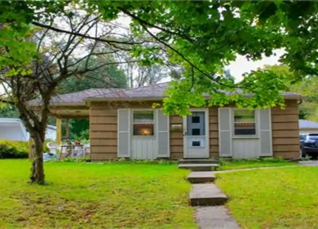 Property at 822 Starwick Dr, Ann Arbor, MI, 48105, 3 beds, 1 bath, [object Object]