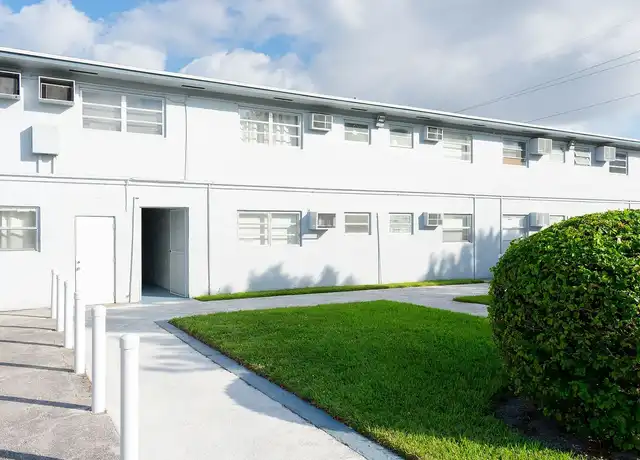 Property at Airport Manor - 4350 NW 10th St, Miami, FL, 33126, 1-2 bed, 1 bath, [object Object]