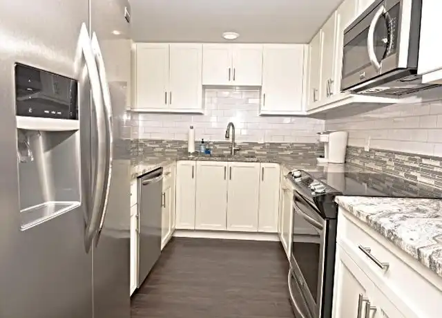 Property at 3575 Gulf Blvd, St Pete Beach, FL, 33706, 1 bed, 1 bath, [object Object]