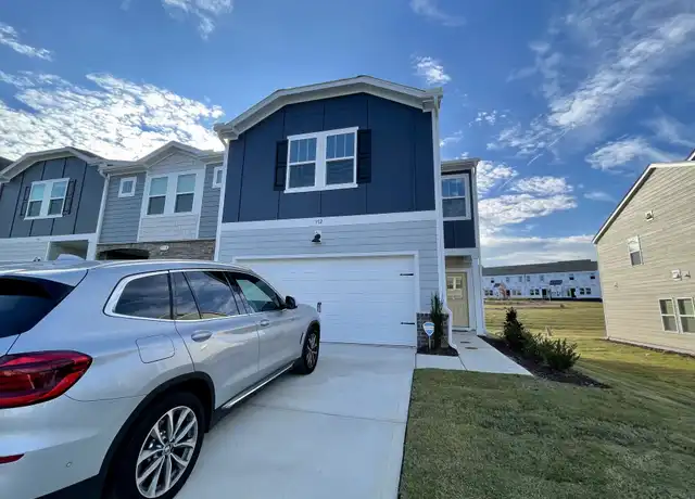 Property at 912 Field Ivy Dr Unit 912, Fuquay-Varina, NC, 27526, 3 beds, 2.5 baths, [object Object]