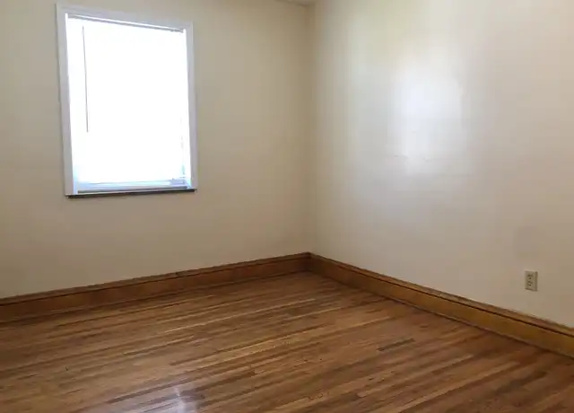 Property at 108 Elizabeth St Unit C, Charleston, WV, 25311, 1 bed, 1 bath, [object Object]