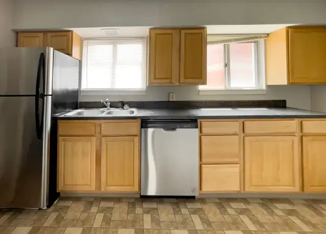 Property at 1619 W Gilbert St, Muncie, IN, 47303, 1 bed, 1 bath, [object Object]