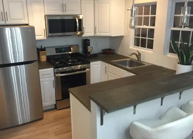 Property at 464 Serpentine Dr, Pittsburgh, PA, 15243, 3 beds, 1 bath, [object Object]