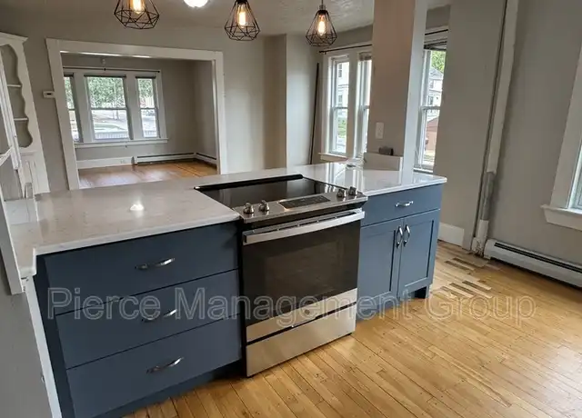 Property at 4 Hazel St Unit 1, Manchester, NH, 03104, 3 beds, 1 bath, [object Object]