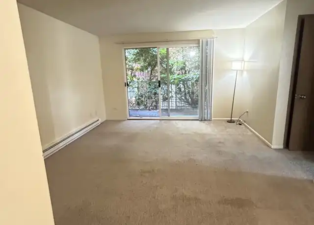 Property at 5035 15th Ave NE Unit 305, Seattle, WA, 98105, 1 bed, 1 bath, [object Object]