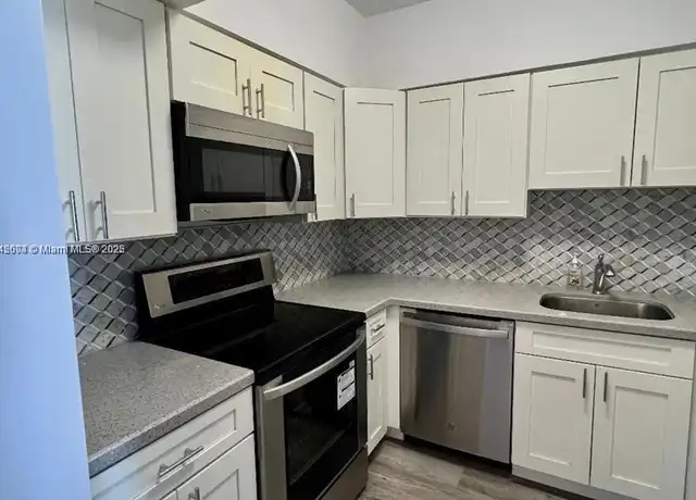 Property at 7441 Wayne Ave Unit 4R, Miami Beach, FL, 33141, 2 beds, 2 baths, [object Object]
