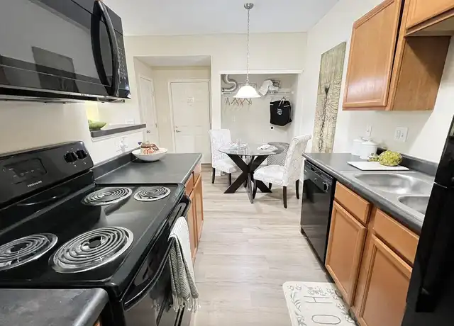 Property at Residences at Northgate Crossing - 330 Hutchinson Ave, Columbus, OH, 43235, 1-2 bed, 1-2 bath, [object Object]