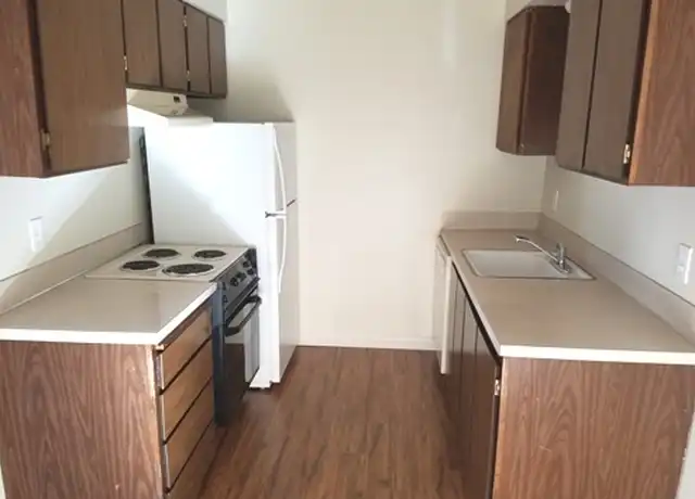 Property at 10308 NE Wygant St Unit 10308-26, Portland, OR, 97220, 2 beds, 1 bath, [object Object]