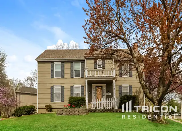 Property at 12700 W 117th St, Overland Park, KS, 66210, 4 beds, 3.5 baths, [object Object]