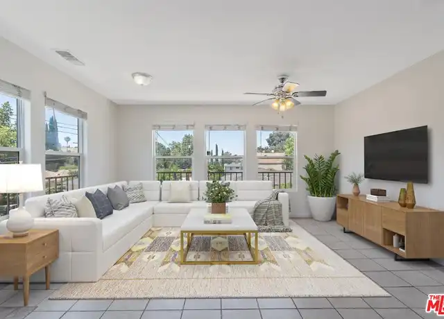 Property at 4821 Topanga Canyon Blvd, Woodland Hills, CA, 91364, 3 beds, 2 baths, [object Object]