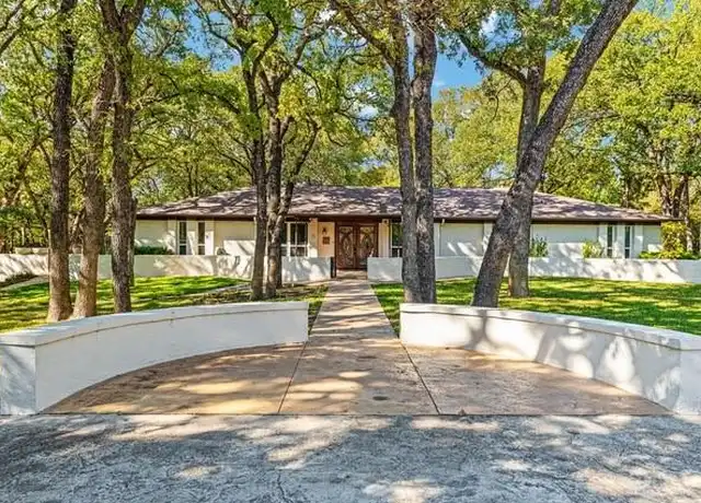 Property at 2220 Timber Creek Trl, Flower Mound, TX, 75028, 3 beds, 3 baths, [object Object]