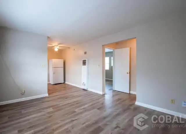 Property at 954 Saint Charles Ave NE Unit 10, Atlanta, GA, 30306, 1 bed, 1 bath, [object Object]