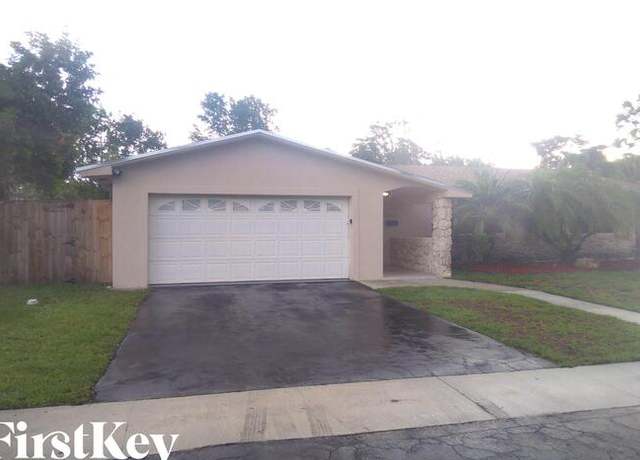 Photo of 3721 NW 11th St, Coconut Creek, FL 33066