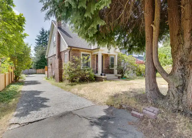 Property at 3219 NE 90th St, Seattle, WA, 98115, 4 beds, 1 bath, [object Object]