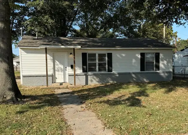 Property at 212 S Magnolia Dr, Trumann, AR, 72472, 3 beds, 1 bath, [object Object]