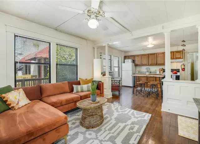 Property at 122 W Meadow St Unit 4, Fayetteville, AR, 72701, 2 beds, 1 bath, [object Object]