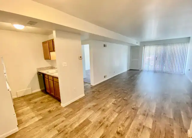 Property at 334 Jarvis St Unit 106, Ypsilanti, MI, 48197, 1 bed, 1 bath, [object Object]