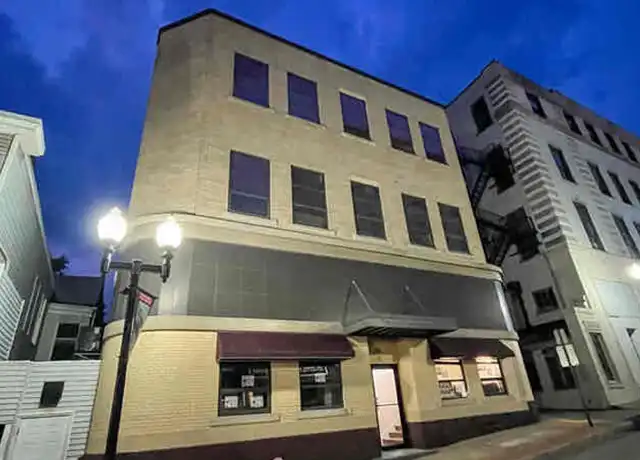 Property at 17 W 2nd St Unit 201, Greensburg, PA, 15601, 1 bed, 2 baths, [object Object]