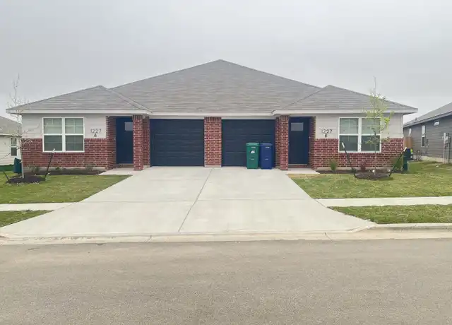 Property at 1227 LEXINGTON Dr Unit B, Copperas Cove, TX, 76522, 3 beds, 2 baths, [object Object]