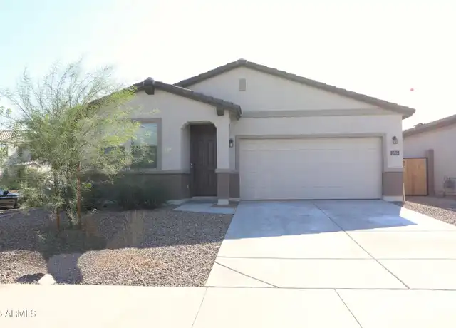 Property at 5719 W Encinas Ln, Phoenix, AZ, 85043, 4 beds, 3 baths, [object Object]