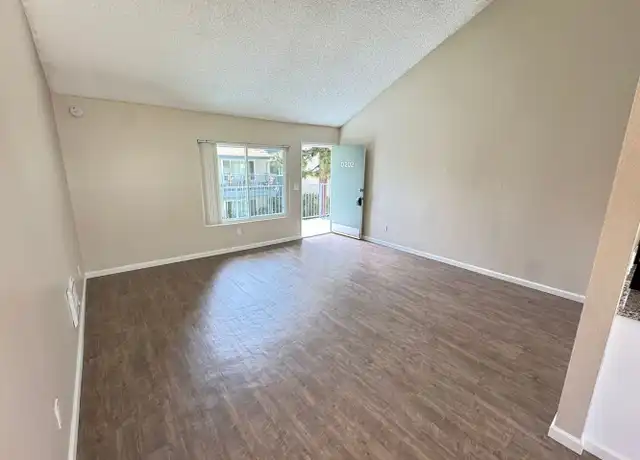 Property at 372 W Bay St Unit D202, Costa Mesa, CA, 92627, 1 bed, 1 bath, [object Object]