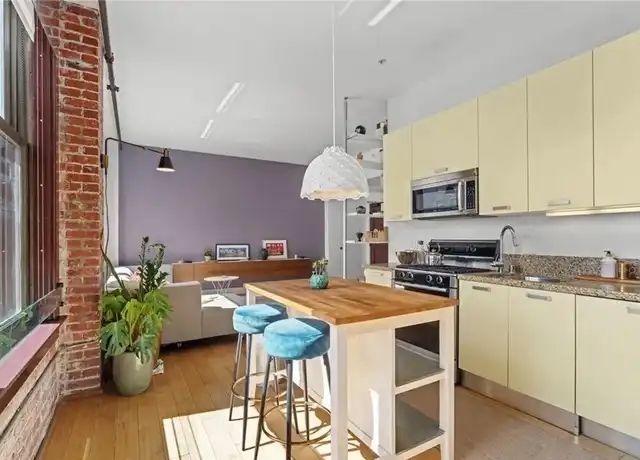 Property at 460 S Spring St #302, Los Angeles, CA, 90013, 1 bed, 1 bath, [object Object]