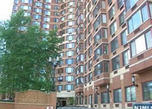 Property at 100 Old Palisade Rd #702, Fort Lee, NJ, 07024, 1 bed, 1 bath, [object Object]