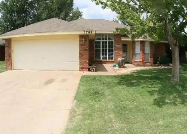 Property at 3704 Lew Wallace Dr, Clovis, NM, 88101, 3 beds, 2 baths, [object Object]
