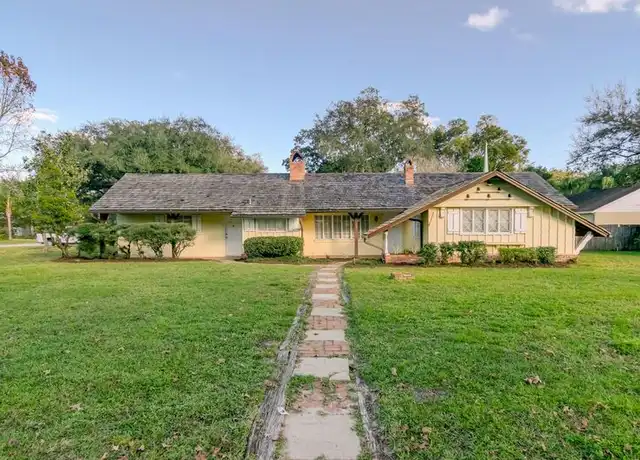 Property at 5334 Lake Howell Rd, Winter Park, FL, 32792, 3 beds, 2 baths, [object Object]
