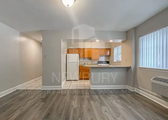 Property at 301 San Juan Dr Unit 1331-01, McKeesport, PA, 15133, 2 beds, 1 bath, [object Object]