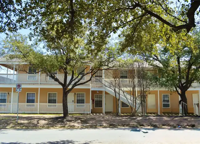 Property at 619 W 37th St Unit 104, Austin, TX, 78705, 1 bed, 1 bath, [object Object]