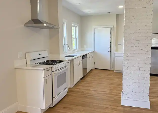 Property at 12 Eliot St Unit 12, Medford, MA, 02155, 3 beds, 1 bath, [object Object]
